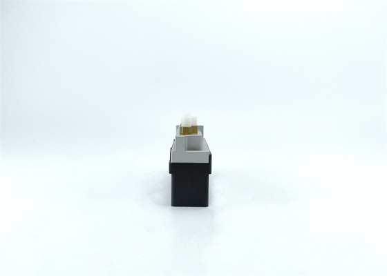A2203200258 Suspensi Udara Solenoid Valve Block Untuk Mercedes Benz W220